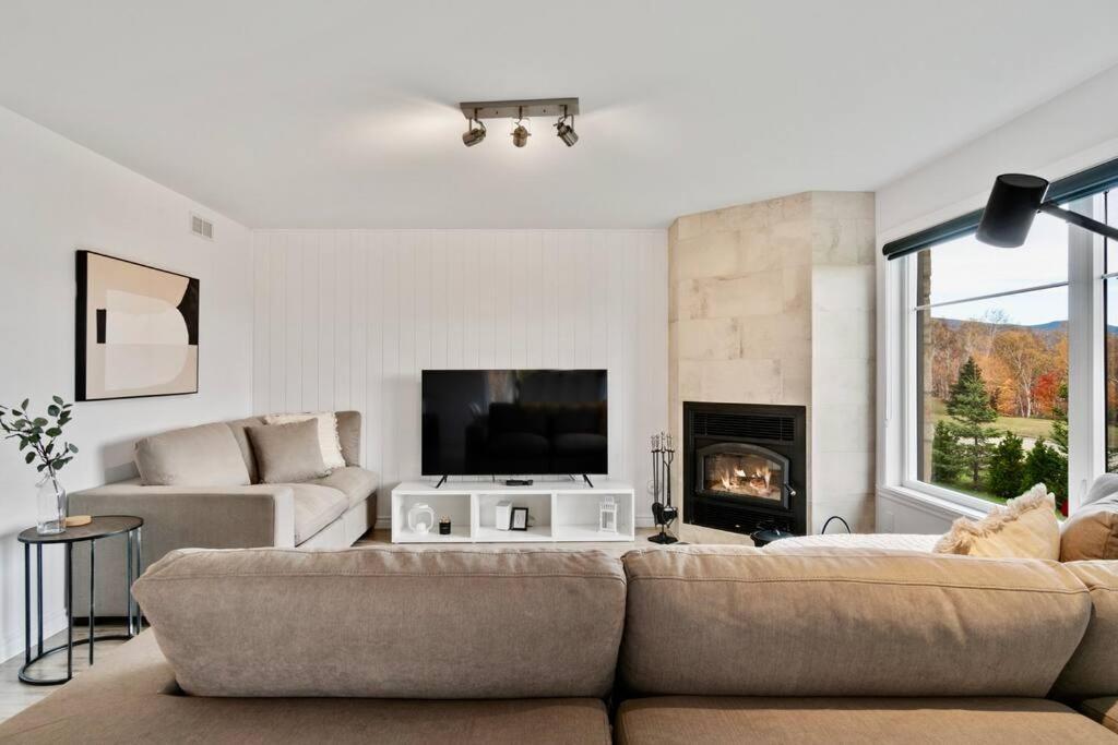 Initial - Boho - Mont-Sainte-Anne Apartment Beaupré Exterior foto