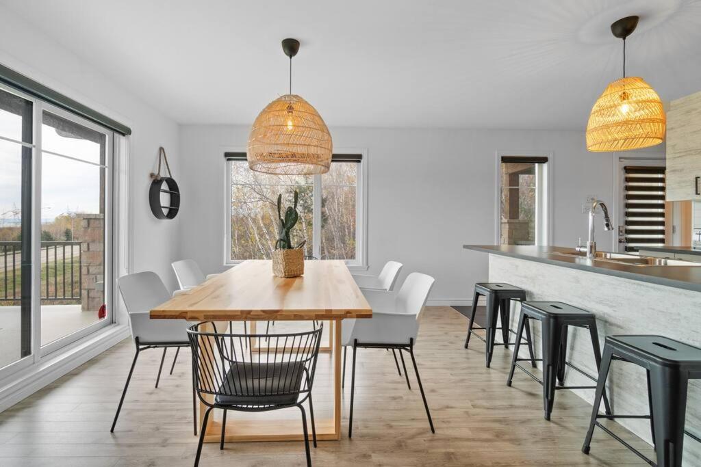 Initial - Boho - Mont-Sainte-Anne Apartment Beaupré Exterior foto