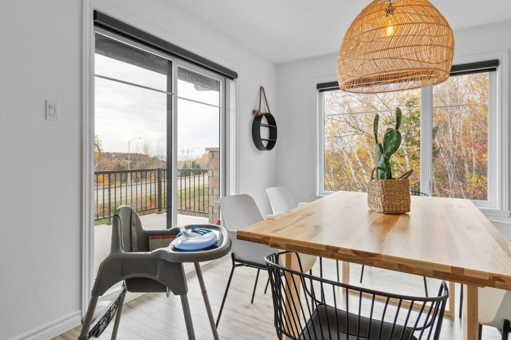 Initial - Boho - Mont-Sainte-Anne Apartment Beaupré Exterior foto